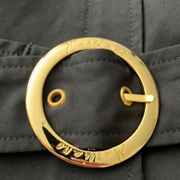 Little jacket for fall or spring or maybe light winters - Picture 3 of 5